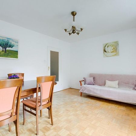 ורשה Spacious Apartment In Green Location מראה חיצוני תמונה