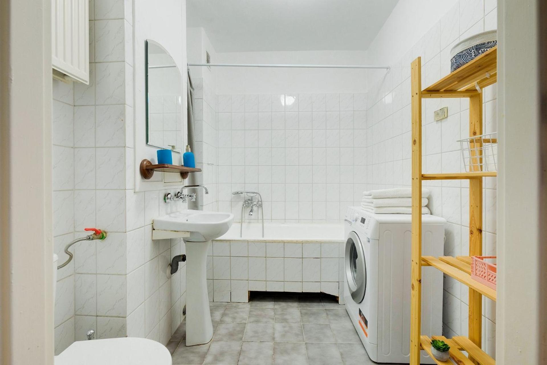 ורשה Spacious Apartment In Green Location מראה חיצוני תמונה